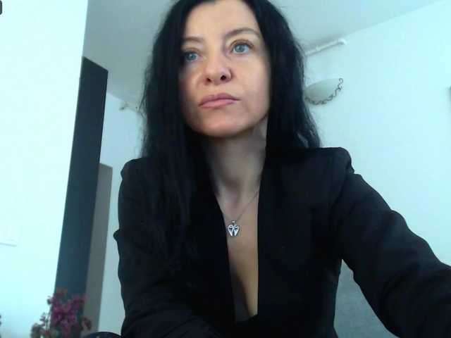 blueyesbaby's BongaCams show and profile