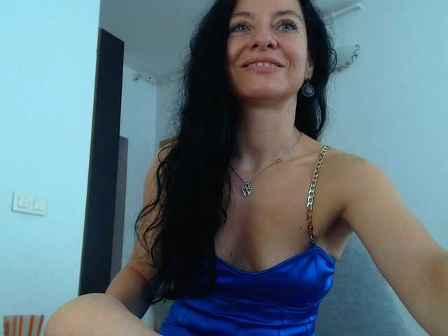 Sex chat gratuit in direct cu blueyesbaby pe BongaCams