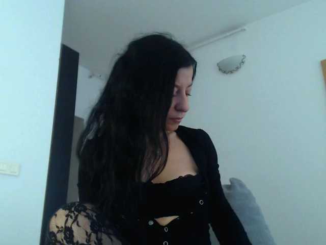 blueyesbaby, en directo ahora en BongaCams