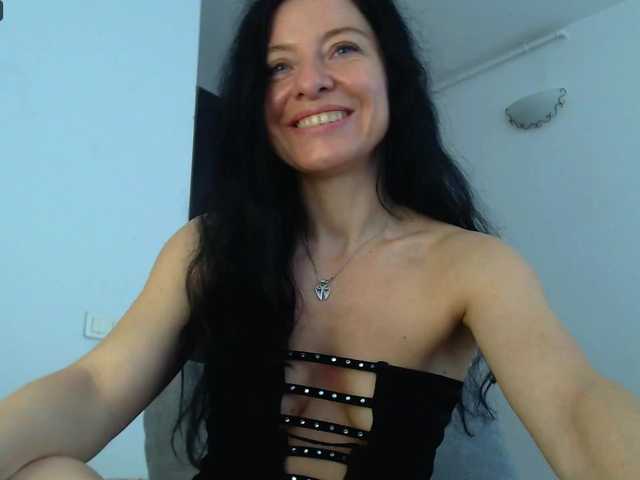 Sex chat gratuit in direct cu blueyesbaby pe BongaCams