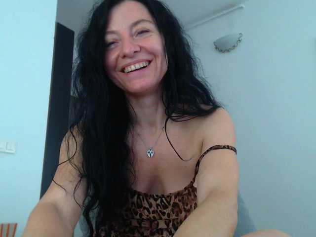 Sex chat gratuit in direct cu blueyesbaby pe BongaCams