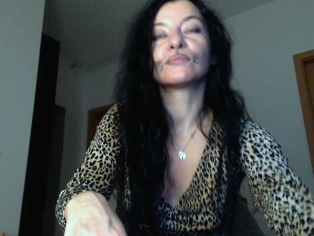 BluEyesBaby live cam on BongaCams