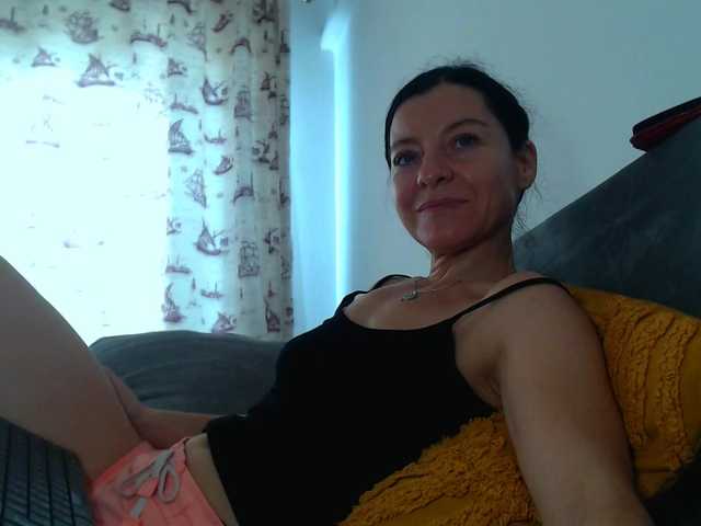 blueyesbaby live cam