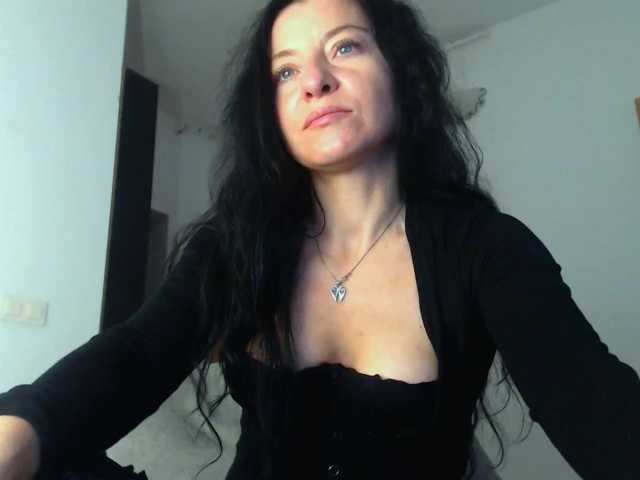 BluEyesBaby live cam preview