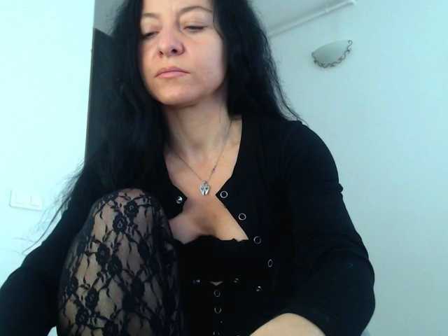 blueyesbaby, en vivo ahora en BongaCams