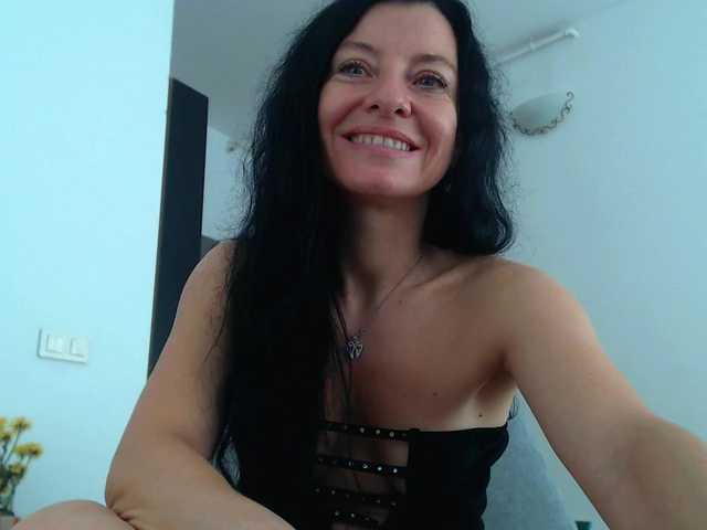 Sex chat gratuit in direct cu blueyesbaby pe BongaCams