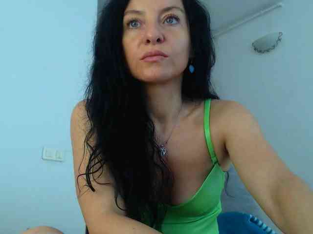 BluEyesBaby webcam