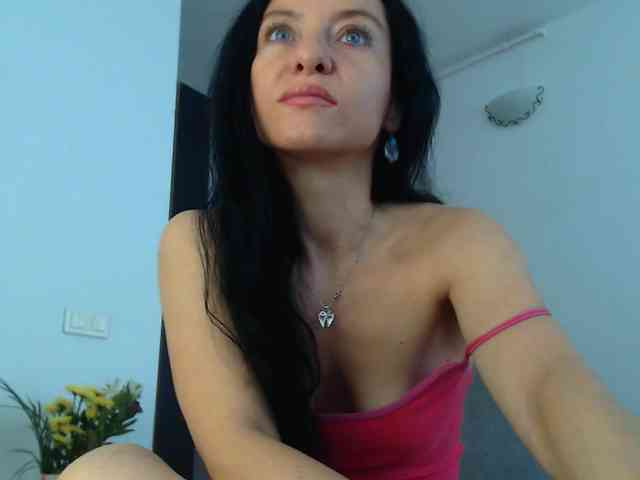 BluEyesBaby webcam