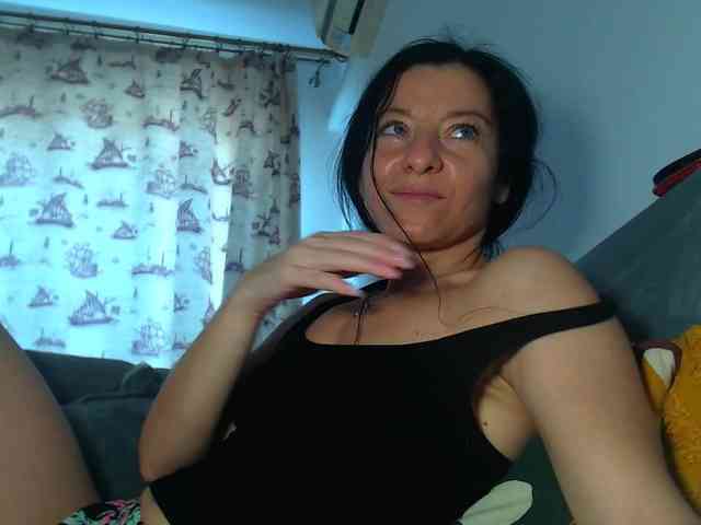 BluEyesBaby webcam