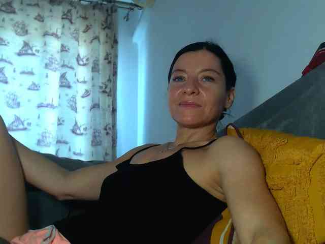 BluEyesBaby webcam
