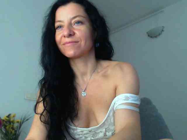BluEyesBaby webcam