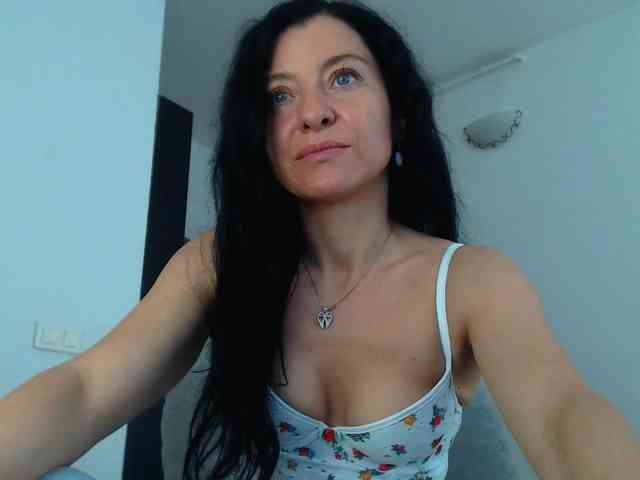 BluEyesBaby webcam