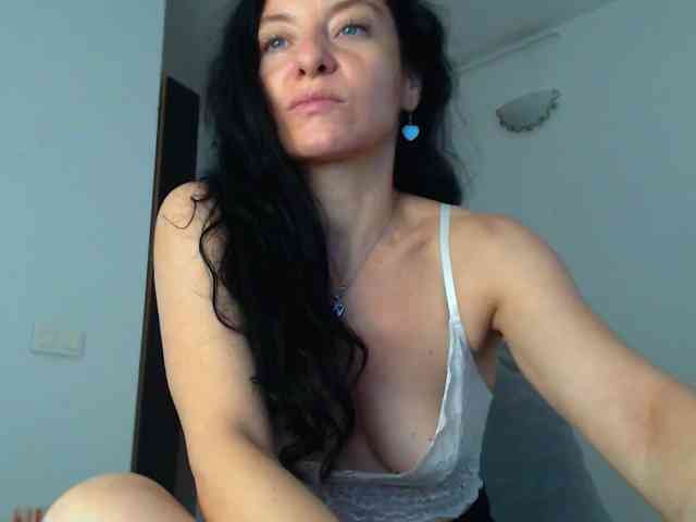 BluEyesBaby webcam