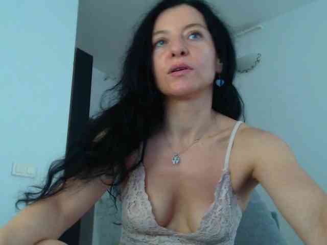 BluEyesBaby webcam