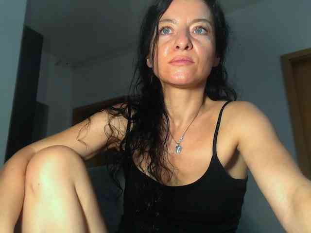 BluEyesBaby webcam