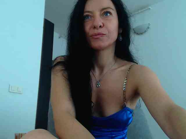 blueyesbaby Live Webcam on BongaCams
