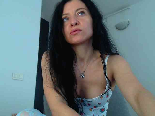 BluEyesBaby webcam