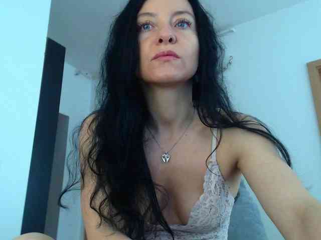 BluEyesBaby webcam