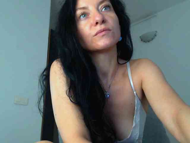 BluEyesBaby webcam
