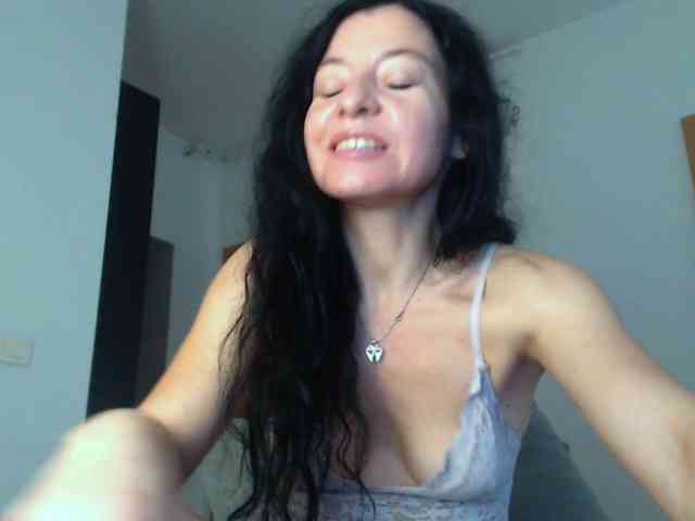 BluEyesBaby webcam