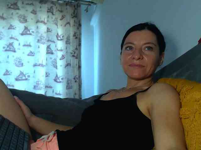 BluEyesBaby webcam