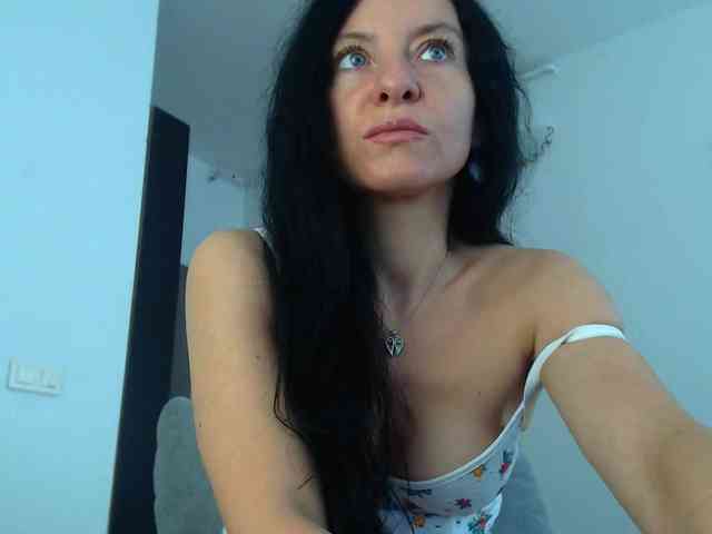 BluEyesBaby webcam