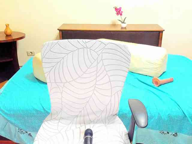 YourHotMery webcam