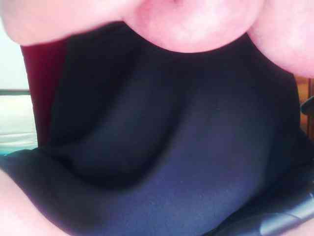 YourHotMery webcam