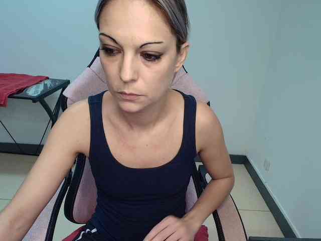 Modelo: alixfeeling