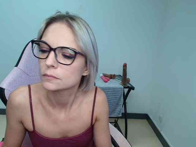 Modelo: alixfeeling