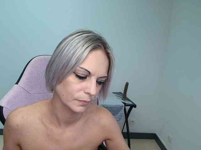 alixfeeling webcam