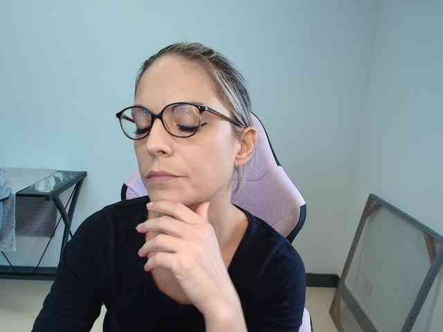 alixfeeling webcam