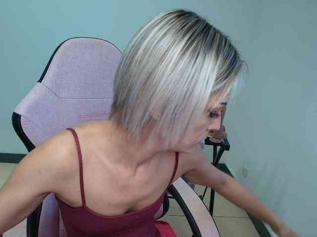 Modelo: alixfeeling