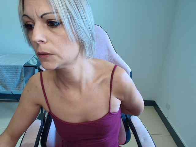 alixfeeling webcam