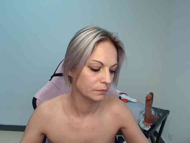 Modelo: alixfeeling