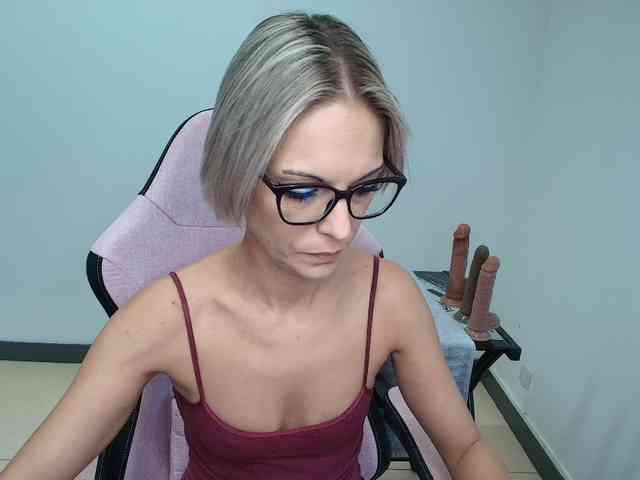 Modelo: alixfeeling