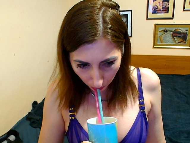evarette live webcam show