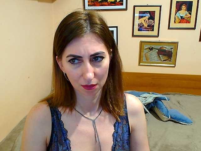 Evarette live cam
