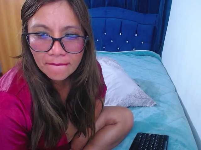 slutdirty live cam on BongaCams