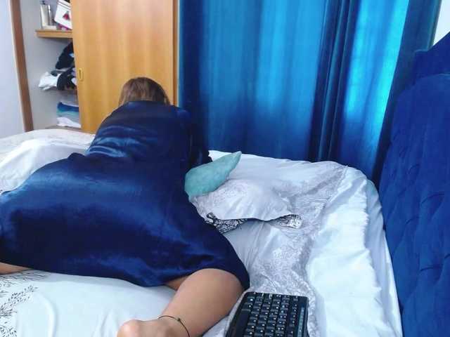 slutdirty live cam on BongaCams