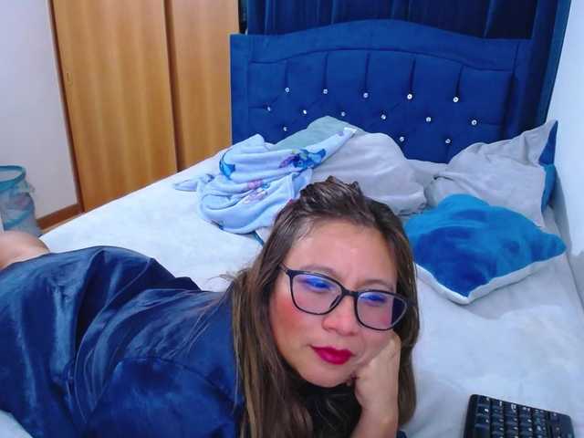 slutdirty live cam on BongaCams