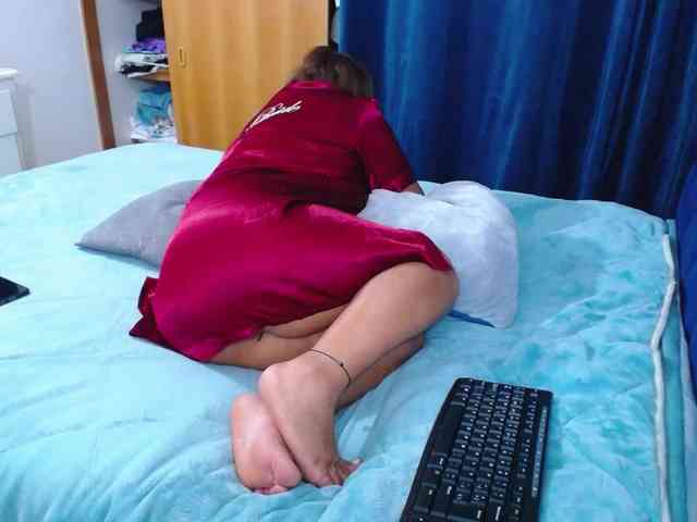 SlutDirty webcam