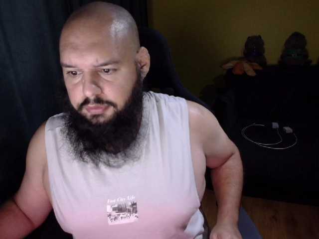guessswho24