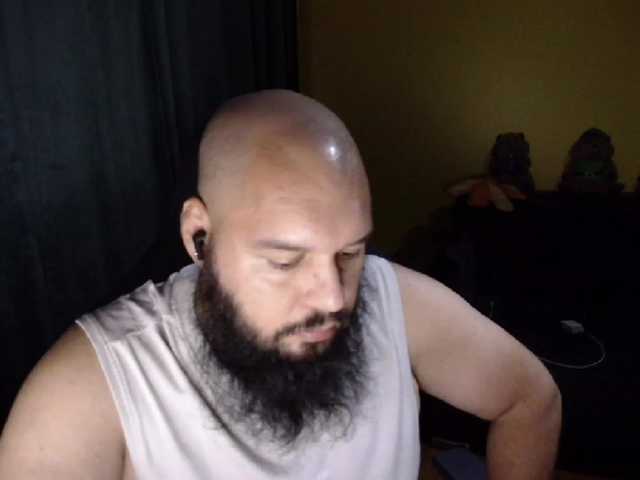 Guessswho24