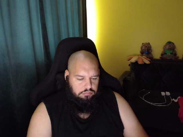 guessswho24