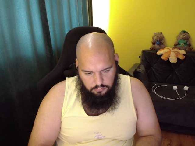 guessswho24