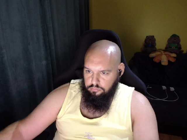 guessswho24