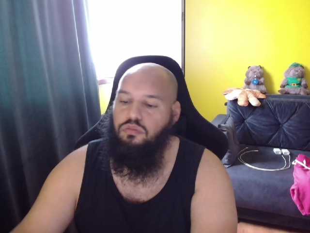 guessswho24