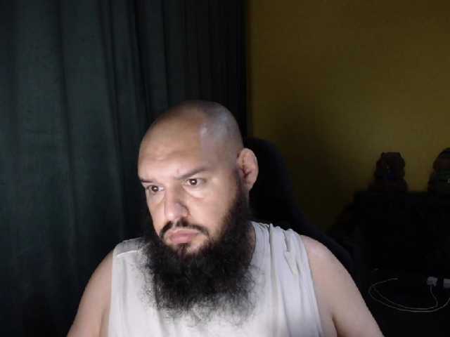GuesssWho24
