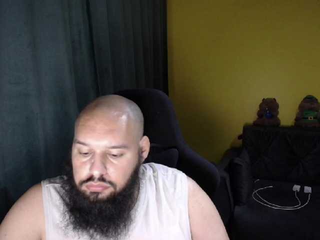 GuesssWho24
